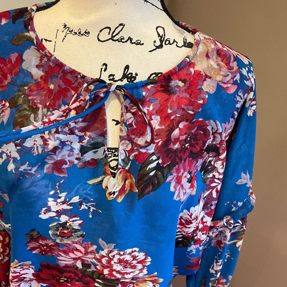 Elie Tahari Floral Spring Blossom Chiffon Blouse - image 3